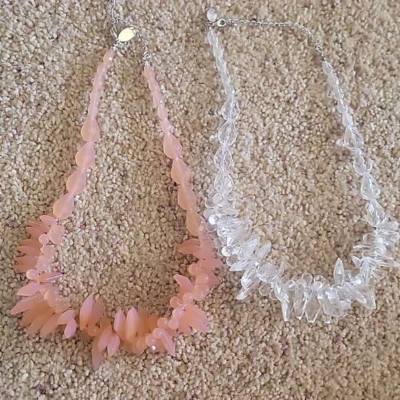 Mark Costume necklaces - Picture 1 of 3